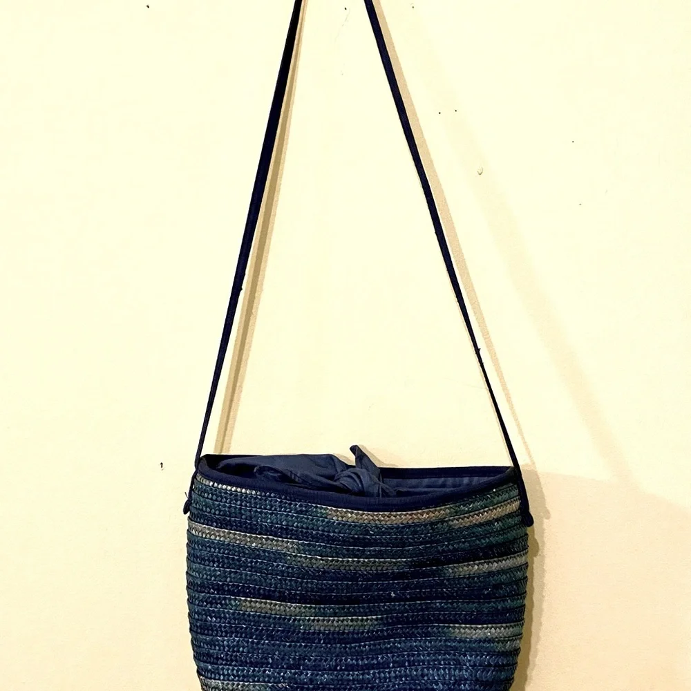 [SOLD] Vintage Holt Renfrew straw purse with waxed canvas - Picture 12 of 12